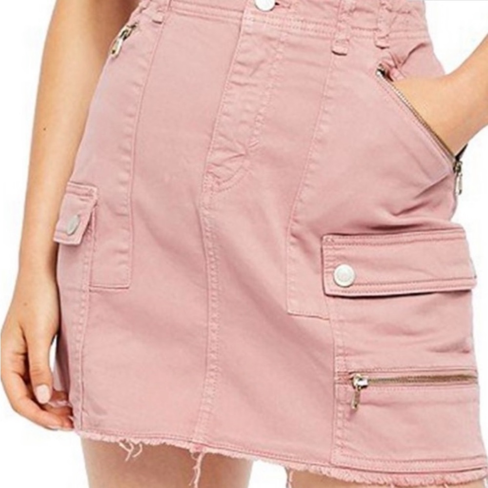 NWOT Free People-We The People  Zip Pocket Raw Hem Denim Miniskirt Size 30
